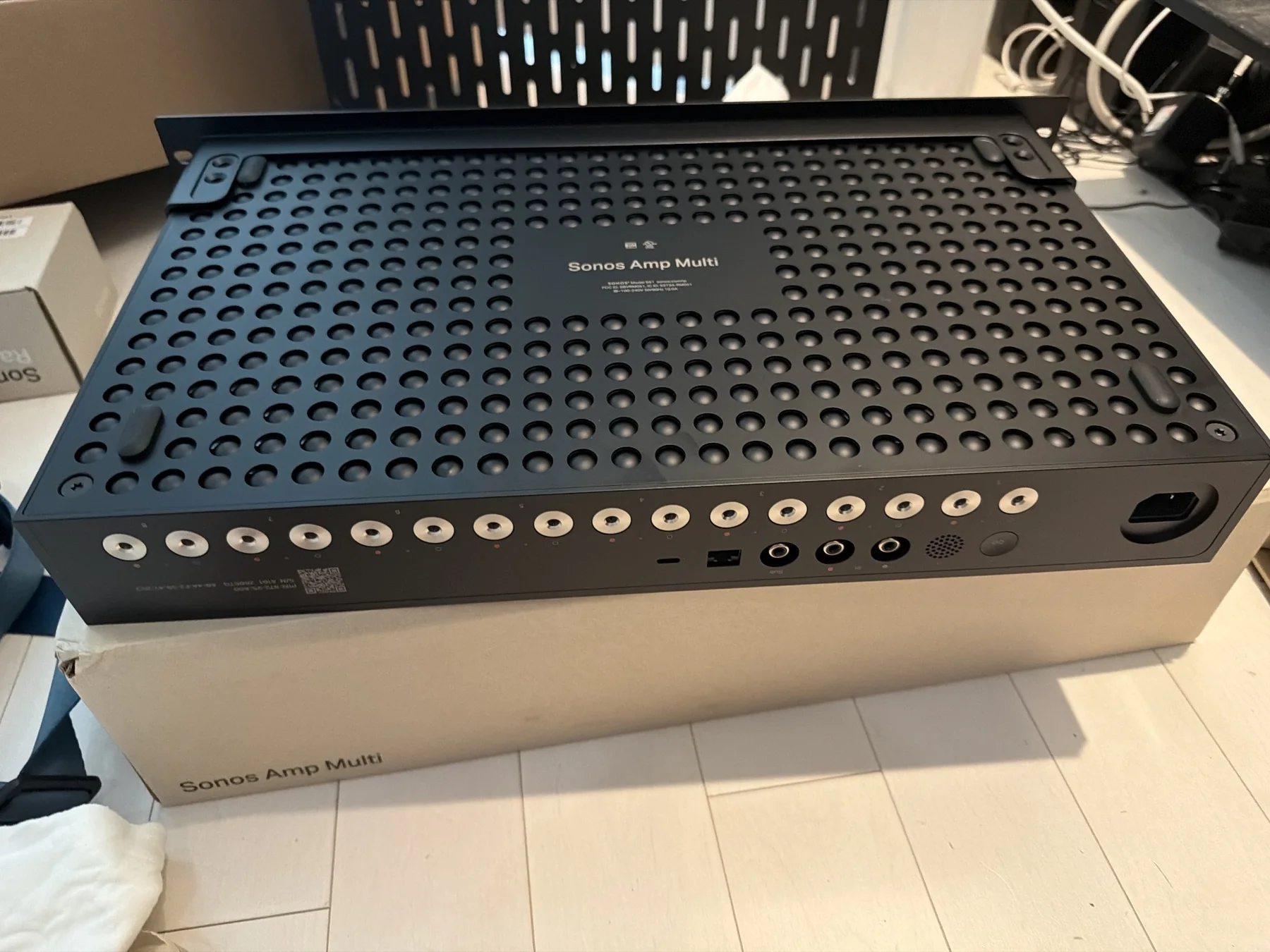 Sonos Amp Multi professional multi-zone amplifier